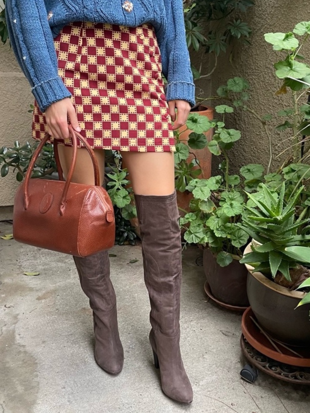Urban Outfitters Checkered Burgundy and Cream Skirt - Picture 5 of 14